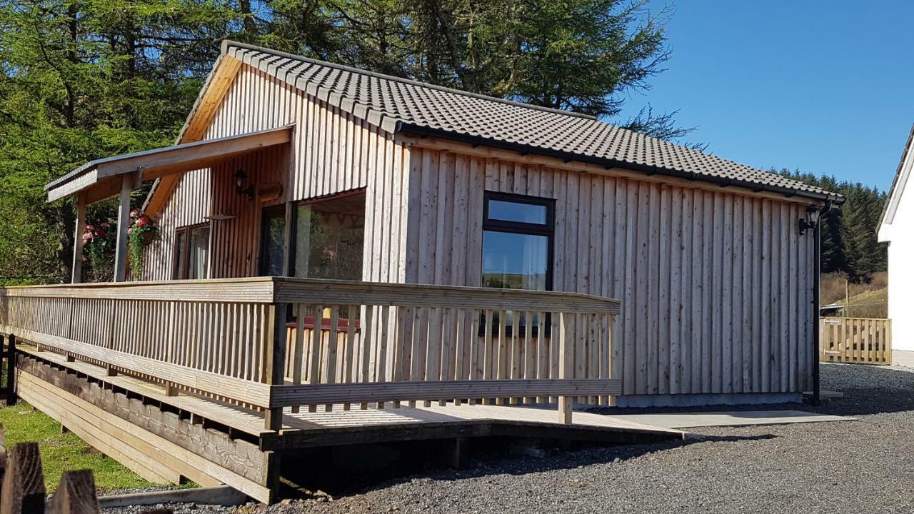 Riverside Skeabost Exterior photo